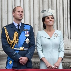 Le prince William, duc de Cambridge, Kate Catherine Middleton, duchesse de Cambridge - La famille royale d'Angleterre lors de la parade aérienne de la RAF pour le centième anniversaire au palais de Buckingham à Londres. Le 10 juillet 2018 