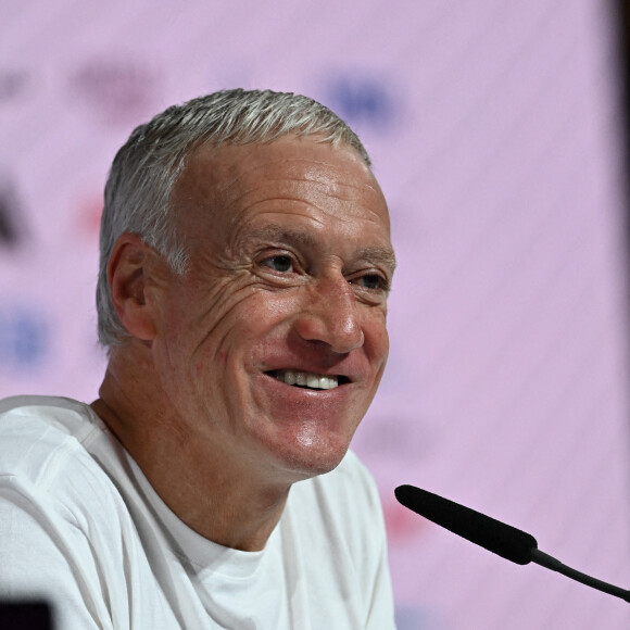 Didier Deschamps, sélectionneur/entraineur de l'équipe de France - Conférence de presse du séléctionneur et du capitaine de l'équipe de France avant la finale France / Argentine lors de la Coupe du Monde de football FIFA Qatar 2022 à Doha le 17 décembre 2022. © Philippe Perusseau / Bestimage