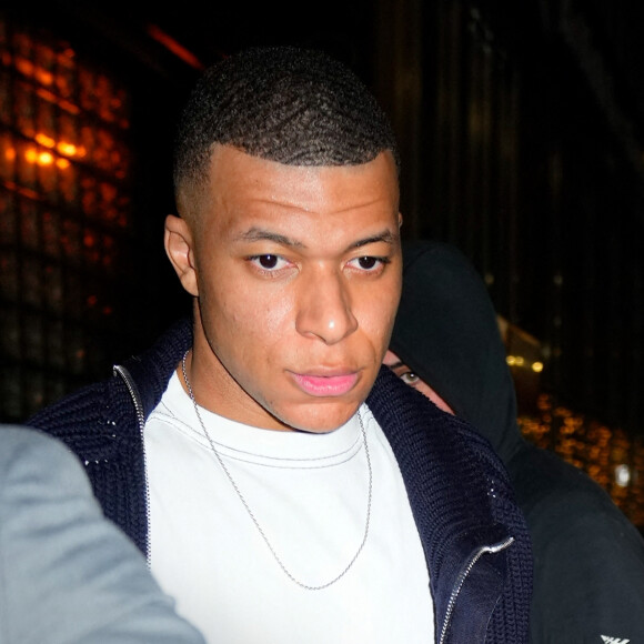 Exclusif - Kylian Mbappé et A.Hakimi ont fait la fête jusqu'à 1h du matin à New York City, New York, Etats-Unis, le 2 janvier 2023.