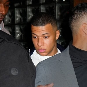 Exclusif - Kylian Mbappé et A.Hakimi ont fait la fête jusqu'à 1h du matin à New York City, New York, Etats-Unis, le 2 janvier 2023.