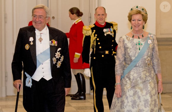 Le roi Constantin de Grèce et la reine Anne-Marie - La reine Margrethe II de Danemark fête ses 75 ans lors d'un dîner au Palais de Christiansborg la veille de son anniversaire à Copenhague, le 15 avril 2015.