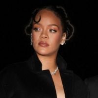 Rihanna : Décolleté généreux et gros diamants, joli moment de complicité avec son chéri ASAP Rocky