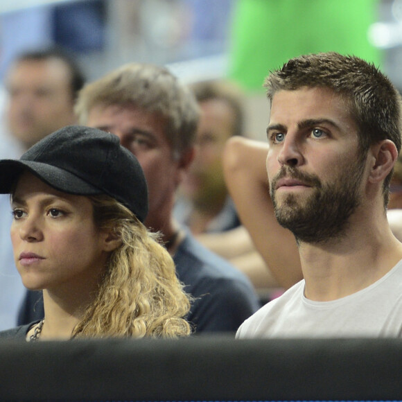 Shakira et son compagnon Gerard Pique assistent au quart de finale de la coupe du monde de basket entre la Slovénie et les États-Unis à Barcelone en Espagne.