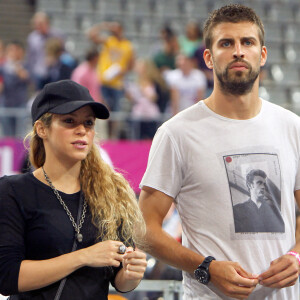 Shakira et son compagnon Gerard Pique assistent au quart de finale de la coupe du monde de basket entre la Slovénie et les États-Unis à Barcelone en Espagne.