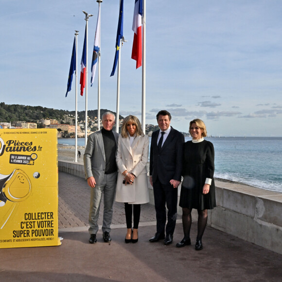 Le sélectionneur de l'équipe de France de football, Didier Deschamps (parrain de l'opération Pièces Jaunes), la Première dame française, Brigitte Macron (présidente de la Fondation Hôpitaux de Paris-Hôpitaux de France), le maire de Nice, Christian Estrosi et sa femme Laura Tenoudji Estrosi - Lancement de l'édition 2023 de l'opération de collecte de fonds "Pièces Jaunes", destinée à améliorer la vie des enfants hospitalisés, au Jardin Albert 1er, à Nice, France, le 11 janvier 2023. © Bruno Bebert/Bestimage  France's national football team head coach D.Deschamps, French President's wife B.Macron, Mayor of Nice C.Estrosi and his wife Laura attend the opening of the 2023 edition of the "Yellow Coins" fundraising operation, aimed at improving the lives of hospitalised children, in Nice, France, on January 11, 2023.