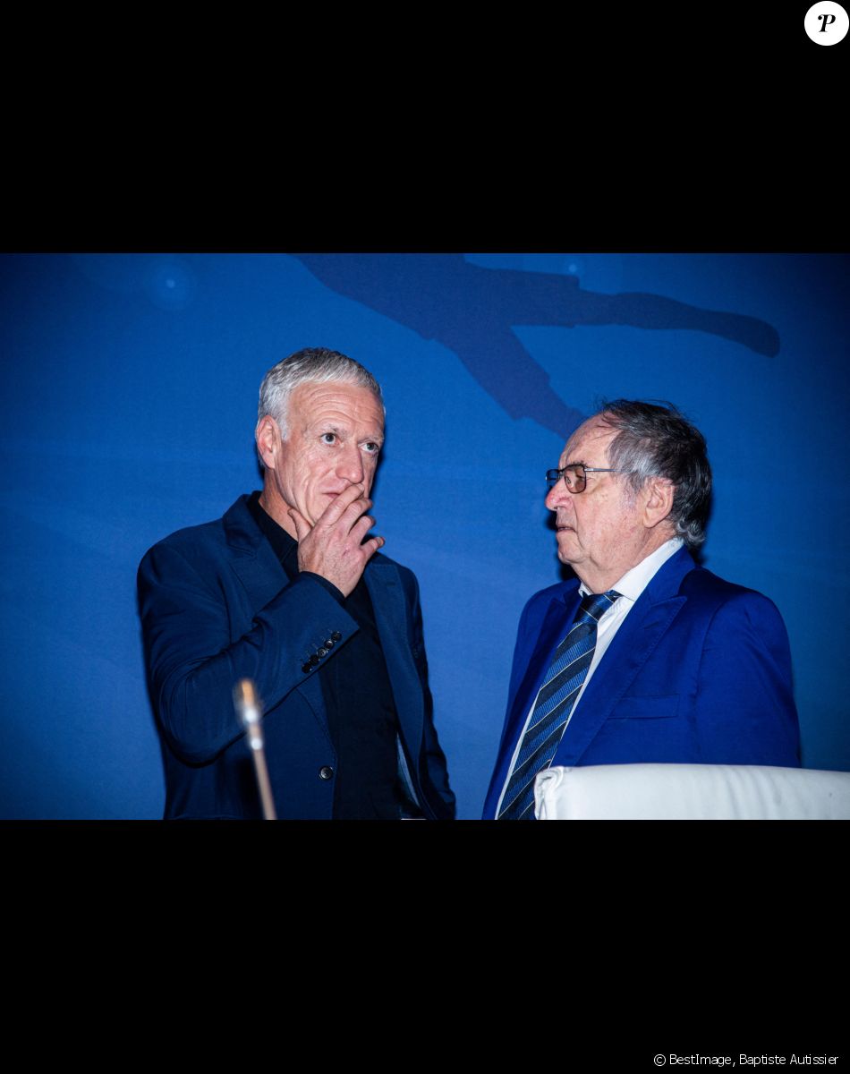 Noel Le Graet et Didier Deschamps - Assemblée Fédérale de la Fédération Française de Football (FFF) à Paris et annonce de la prolongation de D.Deschamps à la tête de l'équipe de France jusqu'en 2026. Paris le 7 janvier 2023. © Baptiste Autissier / Panoramic / Bestimage