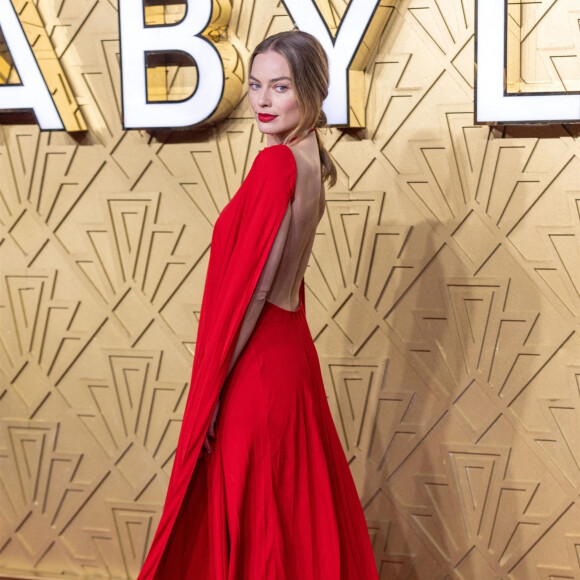 Margot Robbie - Première du film "Babylon" à Londres le 12 janvier 2023.