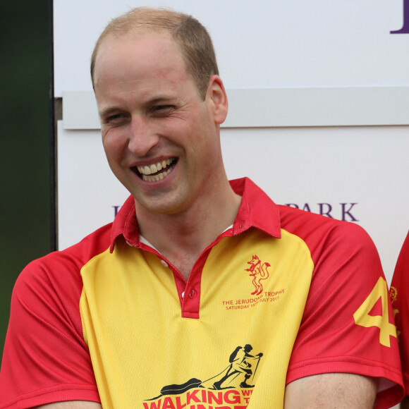 Le prince William, duc de Cambridge et le prince Harry participent au tournoi de polo "The Jerudong Park Trophy" au club de Cirencester et sortent vainqueur du match à Cirencester le 15 juillet 2017 