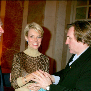 Jean-Paul Guerlain, Christina de Kragh et Gérard Depardieu - Le dîner de la renaissance du chêne de Marie-Antoinette au grand trianon, galerie des Cotelle le 18 mars 2005