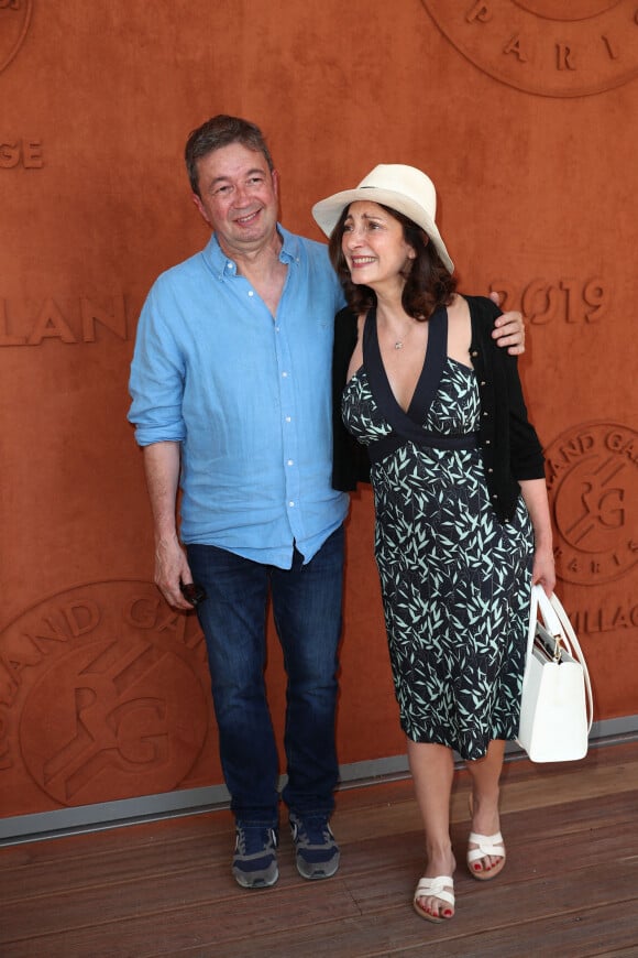 Frédéric Bouraly et Valérie Karsenti au village lors des internationaux de tennis de Roland Garros à Paris, France, le 1 juin 2019. © Jacovides-Moreau/Bestimage 