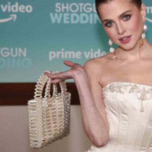 Anne Winters à la première du film "Shotgun Wedding" à Los Angeles, le 18 janvier 2023. 