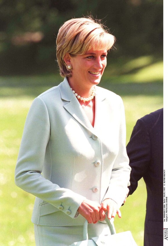 La princesse Diana au centre Richard Attenborough de l'université de Leicester le 28 mai 1997
