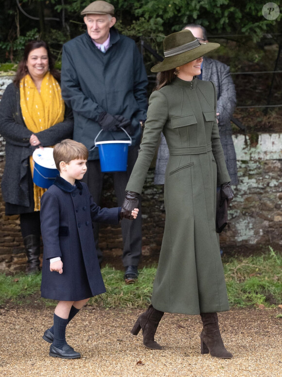 Catherine (Kate) Middleton, princesse de Galles, et le prince Louis de Galles - La famille royale d'Angleterre assiste au service religieux de Noël à l'église St Mary Magdalene à Sandringham, Norfolk, Royaume Uni, le 25 décembre 2022. 