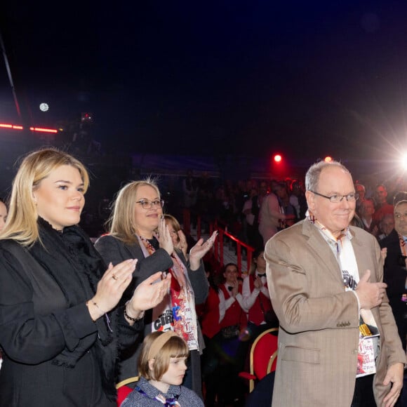 Le prince Albert II de Monaco, le prince Jacques de Monaco et la princesse Gabriella de Monaco, Louis Ducruet et Camille Gottlieb - 3ème jour du 45ème Festival International du Cirque de Monte Carlo sous le chapiteau Fontvieille à Monaco le 22 janvier 2023. © Olivier Huitel/pool/Bestimage 