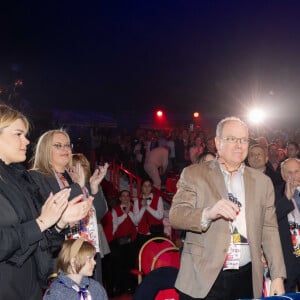 Le prince Albert II de Monaco, le prince Jacques de Monaco et la princesse Gabriella de Monaco, Louis Ducruet et Camille Gottlieb - 3ème jour du 45ème Festival International du Cirque de Monte Carlo sous le chapiteau Fontvieille à Monaco le 22 janvier 2023. © Olivier Huitel/pool/Bestimage 