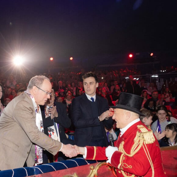 No Tabloids - Le prince Albert II de Monaco, le prince Jacques de Monaco et la princesse Gabriella de Monaco, Louis Ducruet et Camille Gottlieb - 3ème jour du 45ème Festival International du Cirque de Monte Carlo sous le chapiteau Fontvieille à Monaco le 22 janvier 2023. © Olivier Huitel/pool/Bestimage 