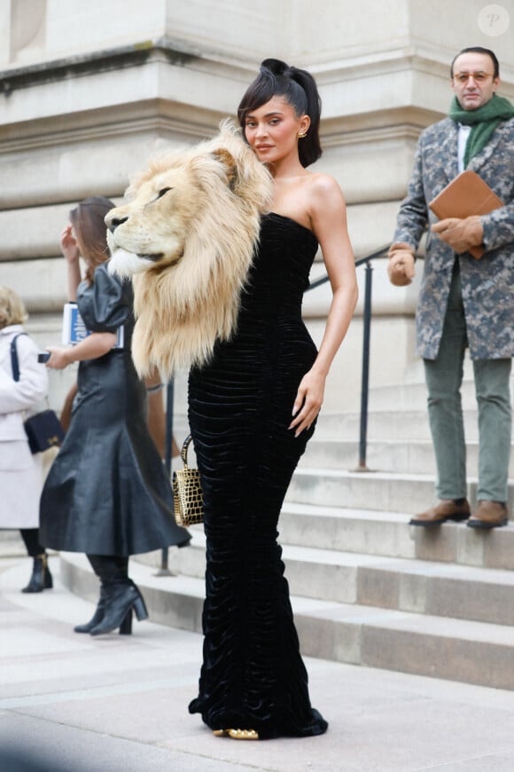 Kylie Jenner - Sorties du défilé de mode Haute-Couture "Schiaparelli" au Petit Palais lors de la fashion week de Paris. Le 23 janvier 2023 © Veeren-Christophe Clovis / Bestimage