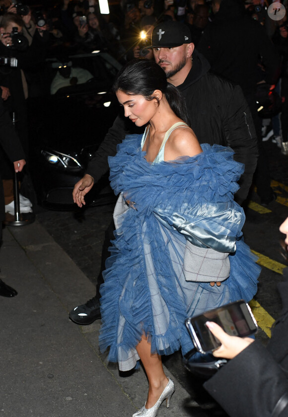 Exclusif - Kylie Jenner arrive au défilé Margiela à Paris lors de la fashion week de Paris (PFW) le 22 janvier 2023. Moreau-Perusseau / Bestimage