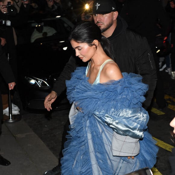 Exclusif - Kylie Jenner arrive au défilé Margiela à Paris lors de la fashion week de Paris (PFW) le 22 janvier 2023. Moreau-Perusseau / Bestimage