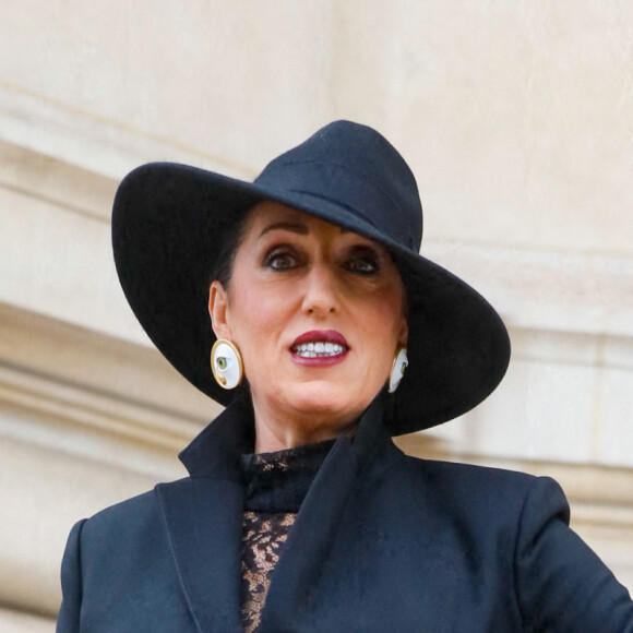 Rossy de Palma - Arrivées au défilé de mode Haute-Couture "Schiaparelli" au Petit Palais lors de la fashion week de Paris le 23 janvier 2023. © Christophe Clovis / Veeren / Bestimage
