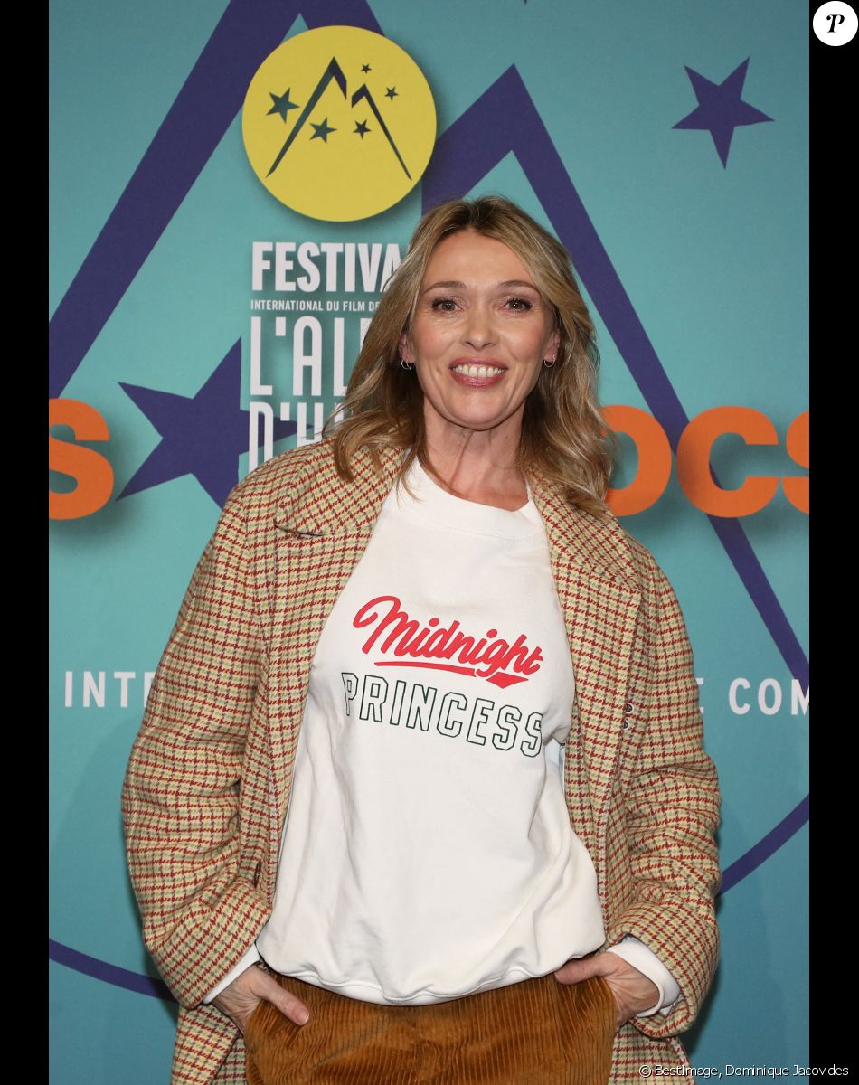 Anne Marivin au photocall de la cérémonie d'ouverture du 26ème festival international du film de comédie de l'Alpe d'Huez le 16 janvier 2023. © Dominique Jacovides / Bestimage