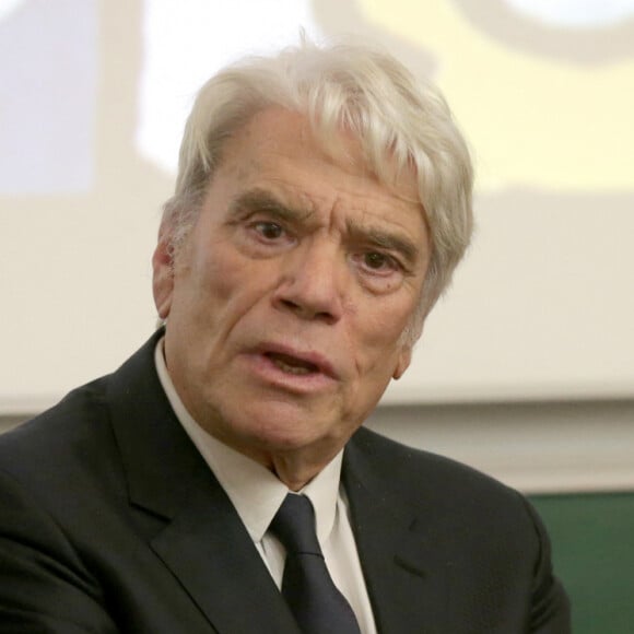 Exclusif - Bernard Tapie, nouveau parrain des étudiants en médecine, en compagnie de sa femme Dominique et de Christian Estrosi (maire de Nice) participe à la rentrée solennelle de la faculté de médecine de Nice, le 22 novembre 2018. 