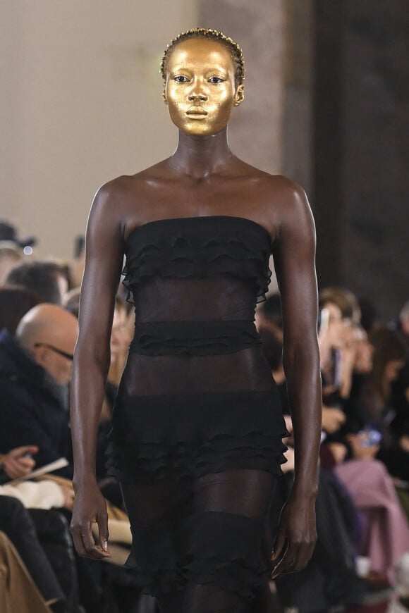 Défilé de mode Haute-Couture Schiaparelli au Petit Palais lors de la Fashion Week Printemps-été 2023 de Paris, le 23 janvier 2023. 