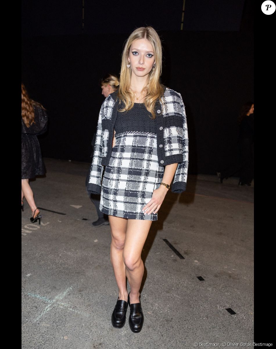 Apple Martin - Front Row au deuxième défilé de mode Haute-Couture Chanel au Grand Palais Éphémère lors de la Fashion Week Printemps-été 2023 de Paris, France, le 24 janvier 2023. © Olivier Borde/Bestimage