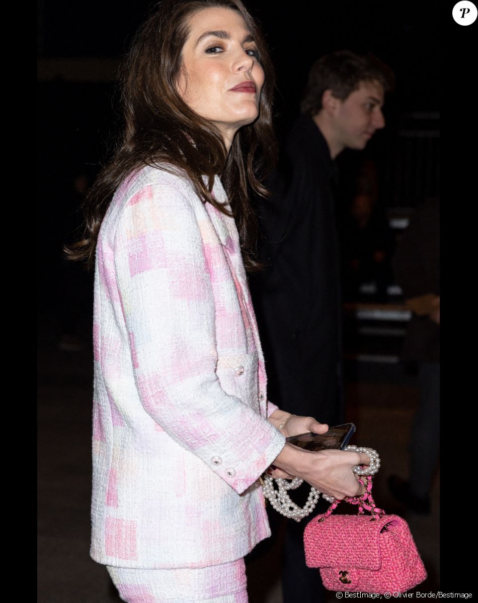 Charlotte Casiraghi - Front Row au deuxième défilé de mode Haute-Couture Chanel au Grand Palais Éphémère lors de la Fashion Week Printemps-été 2023 de Paris, France, le 24 janvier 2023. © Olivier Borde/Bestimage
