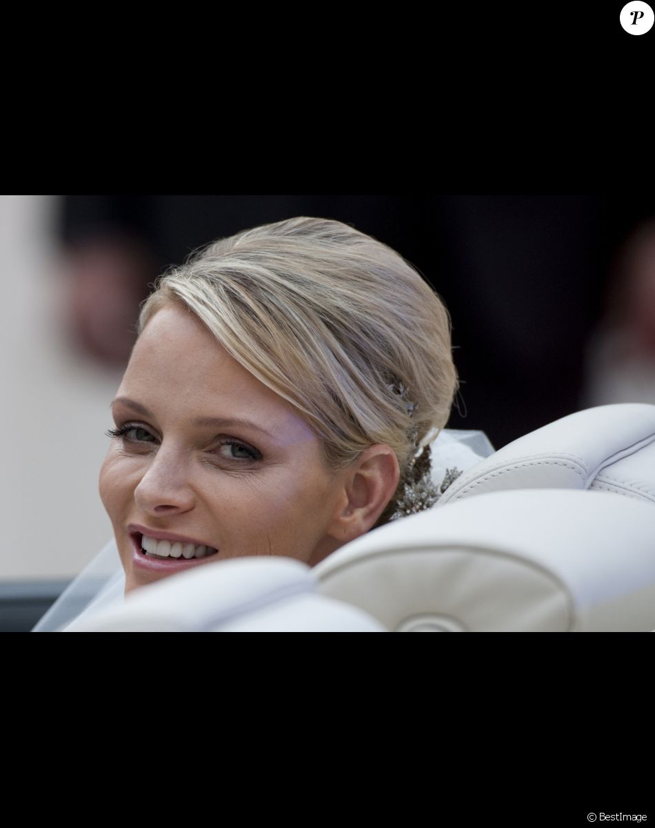 Charlène de Monaco - Mariage religieux du prince Albert II de Monaco et de la princesse Charlène en 2011