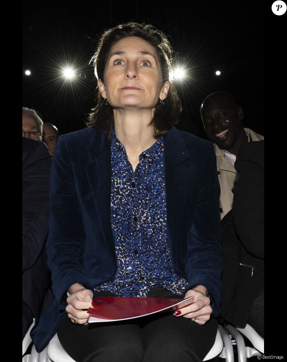 Amelie Oudea Castera - Ministre des Sports et des Jeux olympiques et paralympiques - Soirée des Champions de l'INSEP à Paris le 24 janvier 2023.