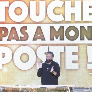 Exclusif - Cyril Hanouna - Sur le plateau de l'émission TPMP (Touche Pas à Mon Poste) présentée en direct par C.Hanouna et diffusée sur C8 - © Jack Tribeca / Bestimage