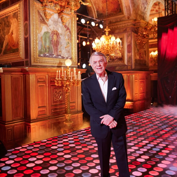 Exclusif - Salvatore Adamo - Backstage - Enregistrement de l'émission "La grande soirée du 31 à Fontainebleau" au Château de Fontainebleau, diffusée le 31 décembre sur France 2 © Cyril Moreau-Tiziano Da Silva / Bestimage