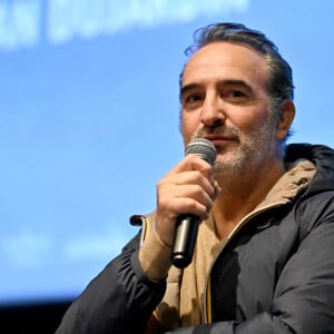 Jean Dujardin lors de l'avant-première du film "Les Chemins Noirs", dans lequel il a le rôle principal, réalisé par Denis Imbert, au cinéma Pathé Gare du Sud à Nice, le 26 janvier 2023. © Bruno Bebert/Bestimage