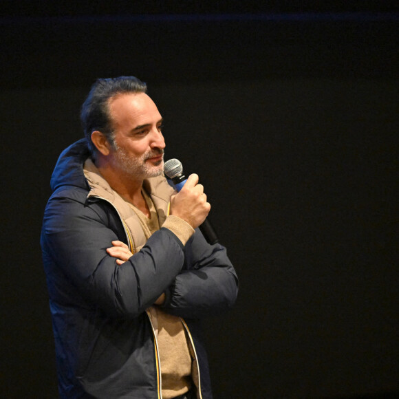 Jean Dujardin lors de l'avant-première du film "Les Chemins Noirs", dans lequel il a le rôle principal, réalisé par Denis Imbert, au cinéma Pathé Gare du Sud à Nice, le 26 janvier 2023. © Bruno Bebert/Bestimage