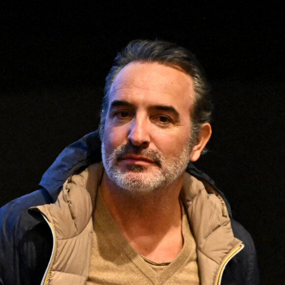 Jean Dujardin lors de l'avant-première du film "Les Chemins Noirs", dans lequel il a le rôle principal, réalisé par Denis Imbert, au cinéma Pathé Gare du Sud à Nice, le 26 janvier 2023. © Bruno Bebert/Bestimage