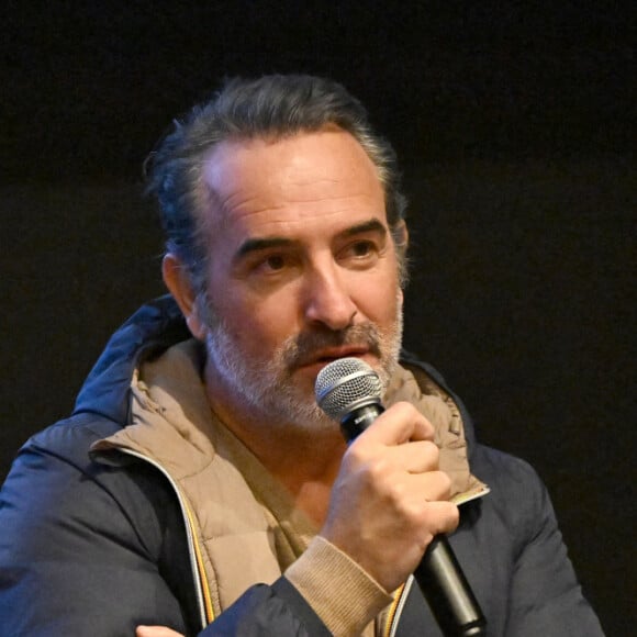 Jean Dujardin lors de l'avant-première du film "Les Chemins Noirs", dans lequel il a le rôle principal, réalisé par Denis Imbert, au cinéma Pathé Gare du Sud à Nice, le 26 janvier 2023. © Bruno Bebert/Bestimage