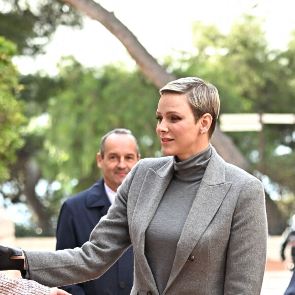 La princesse Charlene de Monaco et Mélanie-Antoinette de Massy lors de l'arrivée à la messe pontificale lors de la célébration de la Sainte Dévote, sainte patronne de Monaco, à Monaco le 27 janvier 2023. © Bruno Bebert / Bestimage 