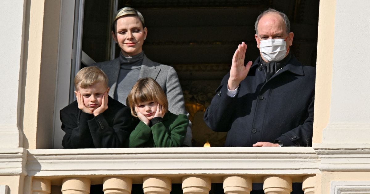Charlène de Monaco rejointe par Albert : grande journée sur le Rocher, Jacques et Gabriella scrutés au Palais - Pure People