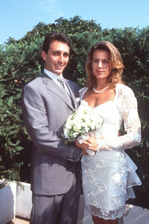 La princesse Stéphanie de Monaco et son mari Daniel Ducruet en juillet 1995 lors de leur mariage