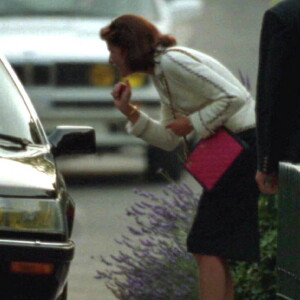 Caroline de Monaco se rendant au mariage de sa soeur Stéphanie avec Daniel Ducruet en 1995