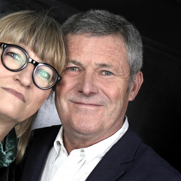 Exclusif - Portrait de Christine Bravo avec son mari Stéphane Bachot à Paris, le 16 janvier 2023. © Cédric Perrin/Bestimage