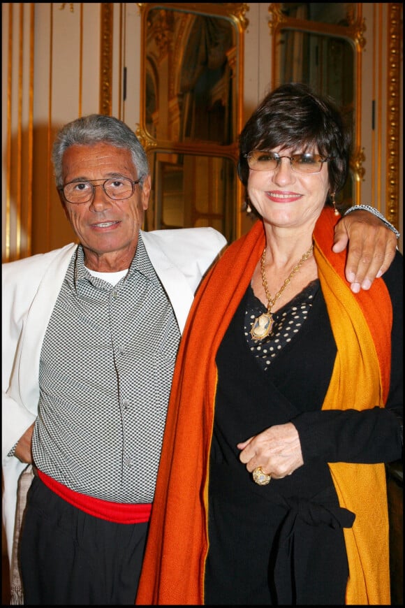 Anne-Marie Périer et son frère Jean-Marie Périer - Remise de décoration au ministère de la Culture à Paris en présence de Renaud Donnedieu de Vabres