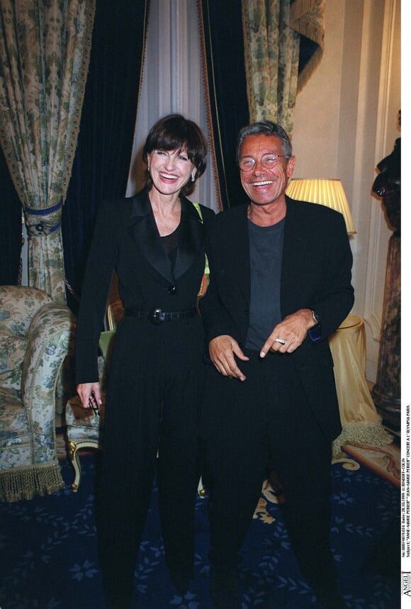 Anne-Marie et Jean-Marie Périer lors d'un concert à l'Olympia le 28 octobre 1999