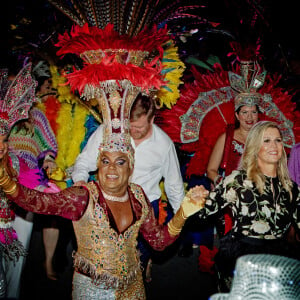 Le roi Willem Alexander des Pays-Bas, la reine Maxima et la princesse Catharina-Amalia des Pays-Bas assistent au festival Bon Bini à Aruba le 31 janvier 2023. 