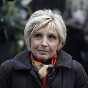 Evelyne Dheliat - Sorties des obsèques de Jean-Pierre Pernaut en la Basilique Sainte-Clotilde à Paris, France, le 9 mars 2022. © Denis Guignebourg/BestImage 