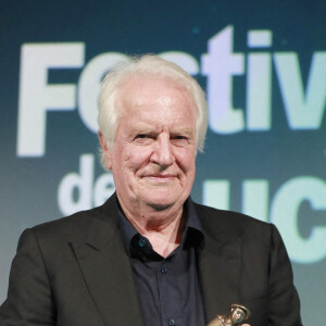 André Dussolier, mise à l'honneur coup de coeur du festival. - Photocall de la soirée de clôture et remise des prix de la 24ème édition du festival de Luchon au casino de Luchon le 12 février 2022. © Christophe Aubert via Bestimage 