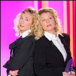 Brigitte Fossey et sa fille Marie Adam sur le plateau de l'émission Vivement dimanche en 2005