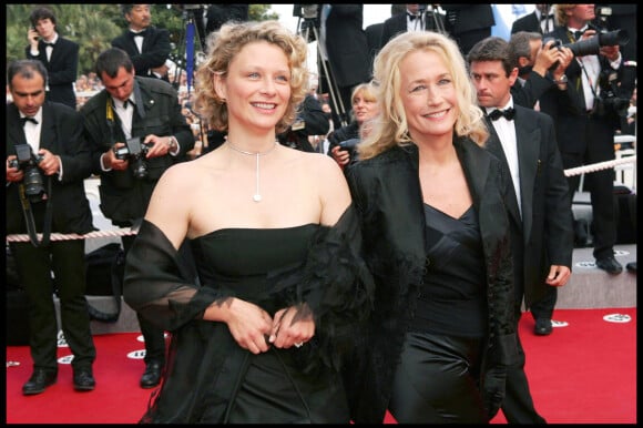 Brigitte Fossey et sa fille Marie Adam lors du Festival de Cannes 2004
