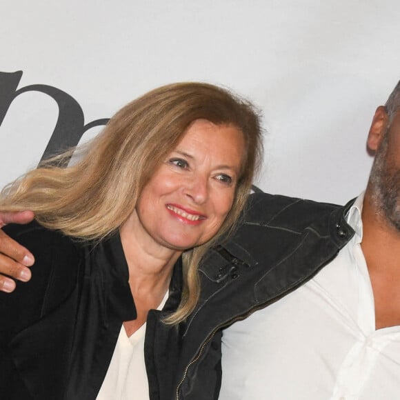 Valérie Trierweiler et son compagnon Romain Magellan - Avant-première du film "Les fantasmes" au cinéma Pathé Wepler à Paris. Le 24 juin 2021. © Coadic Guirec / Bestimage